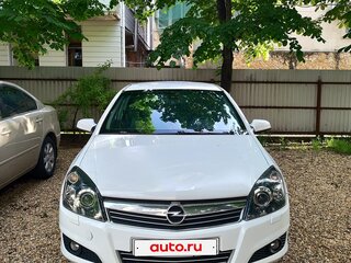2007 Opel Astra H Рестайлинг, белый, 450000 рублей, вид 1