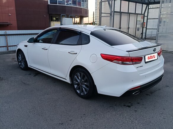 2017 Kia Optima IV, белый, 1930000 рублей - вид 4