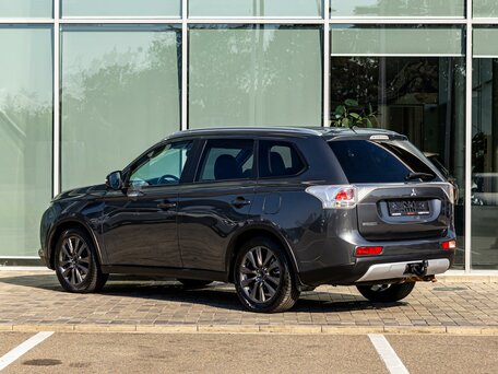 2014 Mitsubishi Outlander III Рестайлинг, серый, 1335000 рублей, вид 4