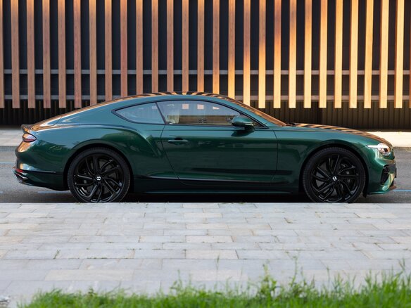 2025 Bentley Continental GT Speed IV, зелёный - вид 10