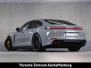 2026 Porsche Panamera Turbo S E-Hybrid III, серый, 29906330 рублей, вид 3