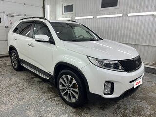 2014 Kia Sorento II Рестайлинг, белый, 1900000 рублей, вид 2