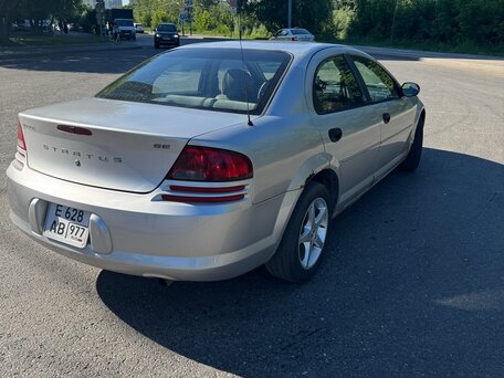 2003 Dodge Stratus II, серебристый, 260000 рублей, вид 5