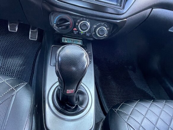 2006 Mitsubishi Lancer IX Рестайлинг, серебристый, 320000 рублей - вид 4