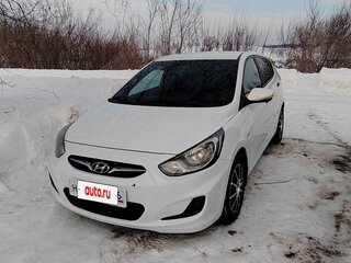 2014 Hyundai Solaris I, белый, 699999 рублей, вид 2