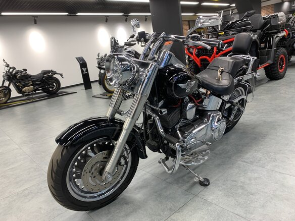 2012 Harley-Davidson Fat Boy, чёрный, 1130000 рублей - вид 2