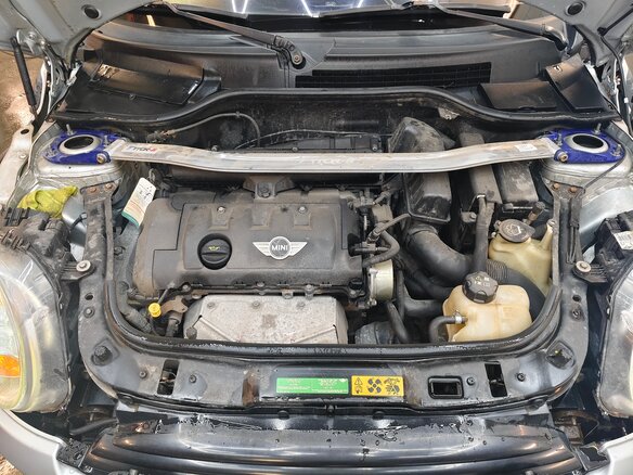 2007 Mini Hatch Cooper II (R56), серебристый, 520000 рублей - вид 15