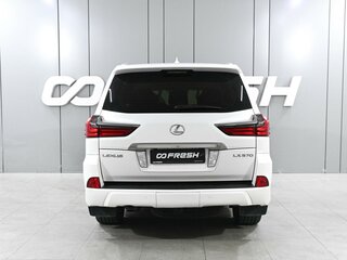 2017 Lexus LX 570 III Рестайлинг 2, белый, 6100000 рублей, вид 4
