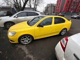 2012 Skoda Octavia RS II Рестайлинг, жёлтый, 1350000 рублей, вид 5