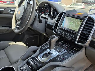 2013 Porsche Cayenne Diesel II (958), белый, 4850000 рублей, вид 5