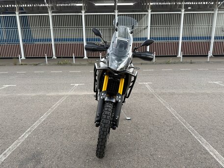2026 Yamaha Tenere 700, серый, 1540000 рублей, вид 3