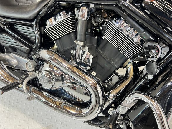 2008 Harley-Davidson V-Rod, чёрный, 710000 рублей - вид 14