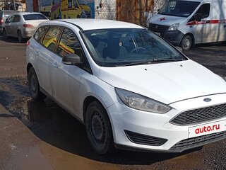 2017 Ford Focus III Рестайлинг, белый, 800000 рублей, вид 2