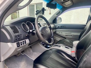 2010 Toyota Tacoma II, серый, 2999000 рублей, вид 4