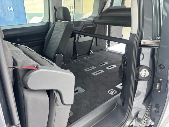 2022 Volkswagen Caddy Maxi V, серый, 4650000 рублей - вид 8