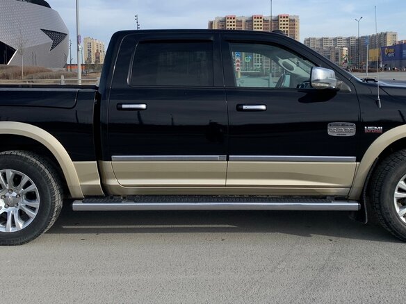 2013 Dodge RAM IV (DS/DJ), чёрный, 4490000 рублей - вид 3