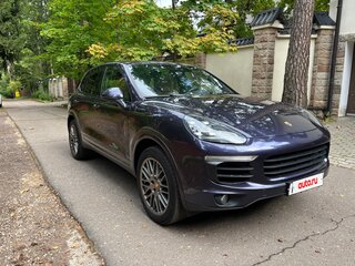 2017 Porsche Cayenne Diesel II Рестайлинг (958), фиолетовый, 4190000 рублей, вид 1