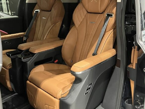 2025 Hongqi HQ9, чёрный, 7350000 рублей - вид 11