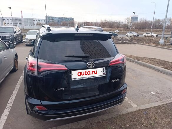 2018 Toyota RAV4 IV (XA40) Рестайлинг, синий, 2000000 рублей - вид 5