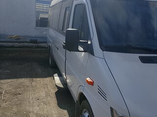 2017 Mercedes-Benz Sprinter Classic, белый, 1550000 рублей, вид 3
