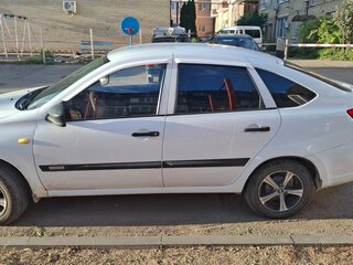 2014 Lada (ВАЗ) Granta I, белый, 400000 рублей, вид 2