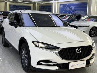 2022 Mazda CX-4 I Рестайлинг, белый, 1835000 рублей, вид 1