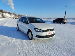 2014 Volkswagen Polo V, белый, 1150000 рублей, вид 2