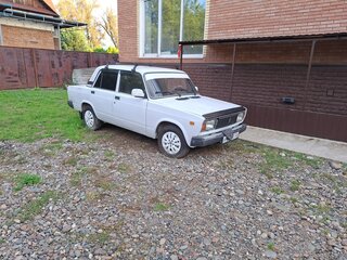 2008 Lada (ВАЗ) 2105, белый, 220000 рублей, вид 2