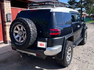 2022 Toyota FJ Cruiser, чёрный, 5800000 рублей, вид 3