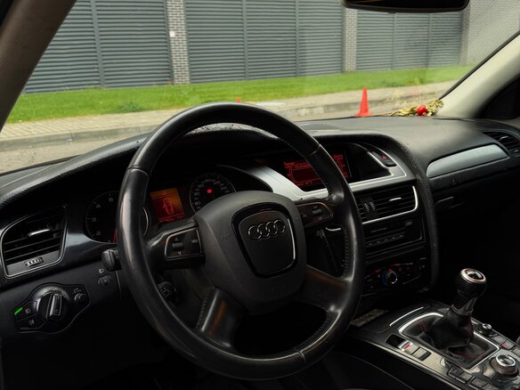 2009 Audi A4 IV (B8), чёрный, 640000 рублей - вид 12