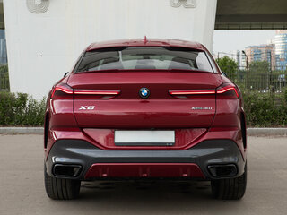 2021 BMW X6 40i III (G06), красный, 7189000 рублей, вид 5