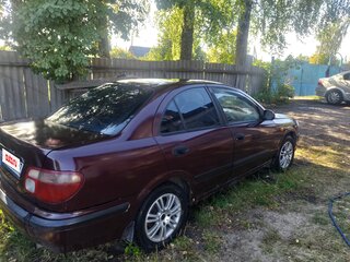2001 Nissan Almera II (N16), красный, 150000 рублей, вид 4