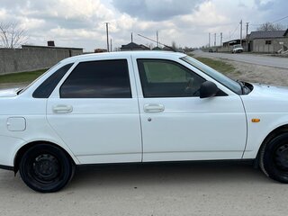 2015 Lada (ВАЗ) Priora I Рестайлинг, белый, 550000 рублей, вид 4