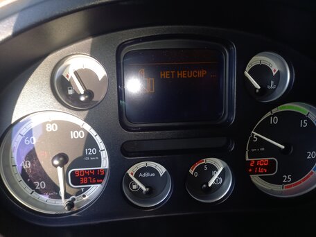 2013 DAF XF 105, белый, 3900000 рублей, вид 4