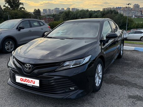 2019 Toyota Camry VIII (XV70), чёрный, 2800000 рублей, вид 1