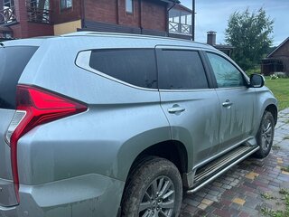 2017 Mitsubishi Pajero Sport III, серебристый, 2300000 рублей, вид 3