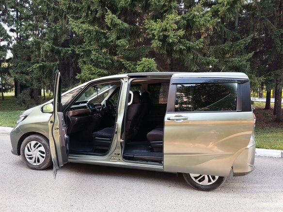 2021 Honda Freed II Рестайлинг, зелёный, 1850000 рублей - вид 17
