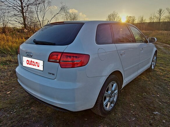 2012 Audi A3 II (8P) Рестайлинг 2, белый - вид 2