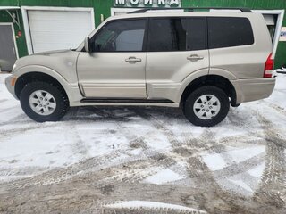 2003 Mitsubishi Montero III, серый, 700000 рублей, вид 5