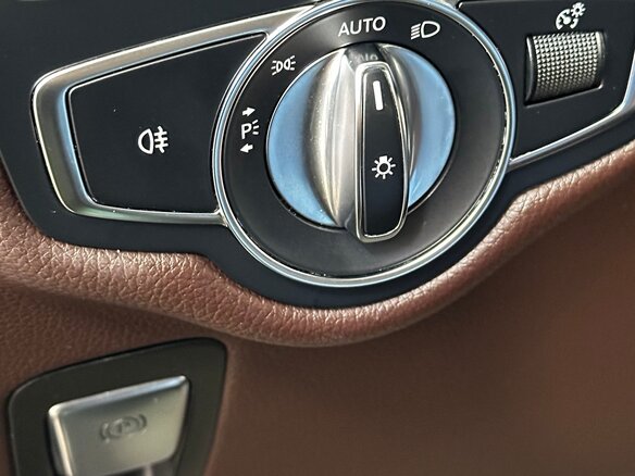 2017 Mercedes-Benz V-Класс Long 250 d длинный III (W447), чёрный, 4700000 рублей - вид 17
