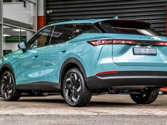 2026 Omoda C7, зелёный, 3464010 рублей - вид 6