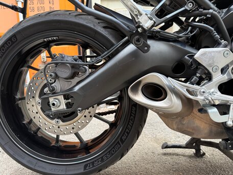 2017 Yamaha MT-09 Tracer (FJ-09), зелёный, 780000 рублей, вид 5