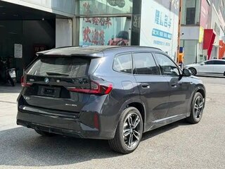 2025 BMW iX1 xDrive 30, чёрный, 4544033 рублей, вид 5