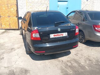 2013 Skoda Octavia II (A5) Рестайлинг, чёрный, 1300000 рублей, вид 3