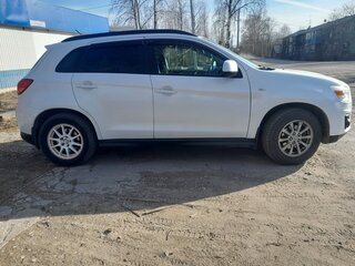 2013 Mitsubishi ASX I Рестайлинг, белый, 1100000 рублей, вид 2