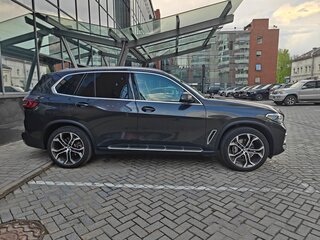 2022 BMW X5 30d IV (G05/G18), серый, 8400000 рублей, вид 5
