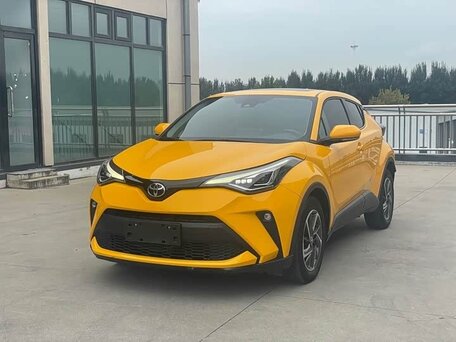 2022 Toyota C-HR I Рестайлинг, жёлтый, 1733000 рублей, вид 1