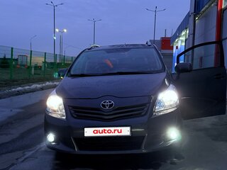 2011 Toyota Verso I, серый, 725000 рублей, вид 4