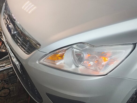 2010 Ford Focus II Рестайлинг, серебристый, 790000 рублей - вид 6