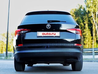 2018 Skoda Kodiaq I, чёрный, 1750000 рублей, вид 3